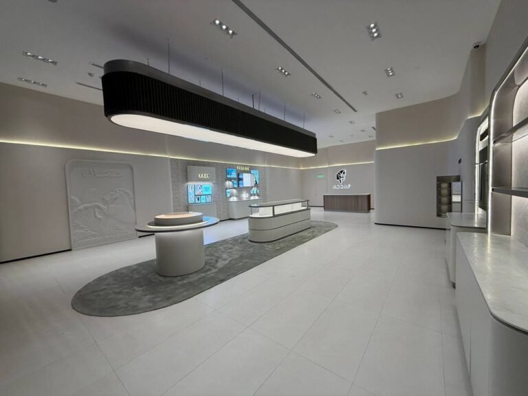 5935923422355459542_121